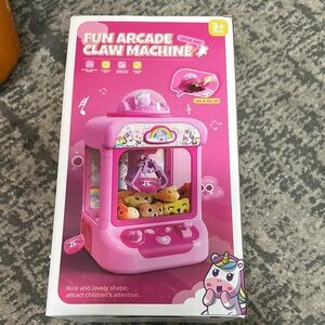 Fun Arcade Claw Machine Toy - Pink